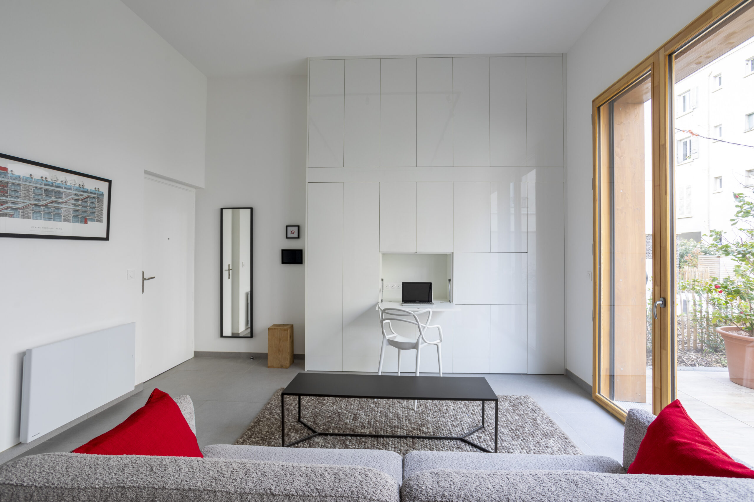 Loft spacieux lumineux avec jardin bureau ouvert